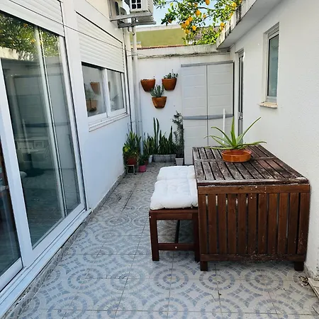 Apartment Madre Deus Lisbon